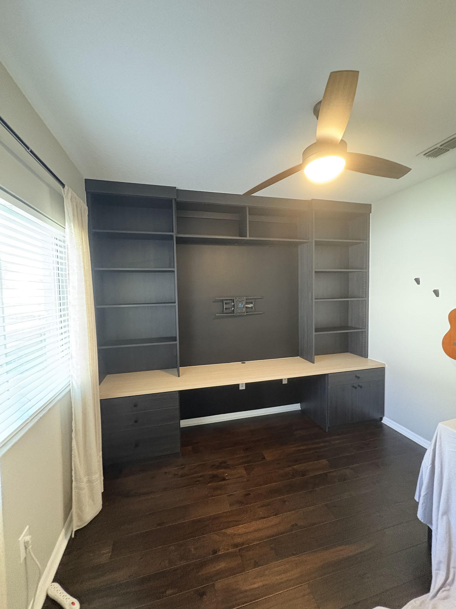 office space organization